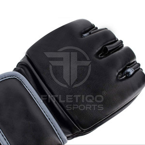 Gants de MMA en cuir légers et respirants sur mesure avec fermeture auto-agrippante - Gants d'entraînement FITLETIQO SPORTS pour adultes - Product Image 5