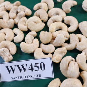 Nueces de Caju SANTIGO, Servicio Personalizado Disponible, Granos de Caju a Granel - Product Image 1