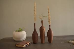 Ensemble de vases de sol en bois de noyer faits à la main pour mariage, décoration intérieure de style mid-century - Product Image 4