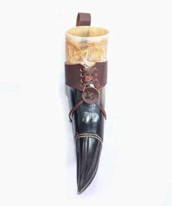 Copa de Cuerno Vikinga Rústica, Hecha a Mano, para Beber, Ideal para Representaciones Medievales - Product Image 3