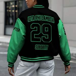 Chaqueta Universitaria Personalizada Iota Phi Lambda para Mujer, Chaqueta Bomber con Letras y Números Bordados en Negro y Verde - Product Image 2