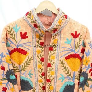 Chaqueta Bordada Suzani Vintage TNT Multicolor Hecha a Mano, Ropa de Mujer, Abrigo, Chaqueta Corta de Algodón con Bordado Suzani - Product Image 2