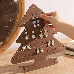 Support de présentation de bijoux en bois en forme de sapin de Noël, organisateur décoratif pour boucles d'oreilles, colliers et bagues, pour la maison, les boutiques et les bijouteries - Product Image 3