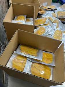Mango Deshidratado en Caja de Plástico, Snack de Mango Suave en Caja de Plástico, Rodajas de Mango Deshidratado Suave, Fabricado en Vietnam - Product Image 4