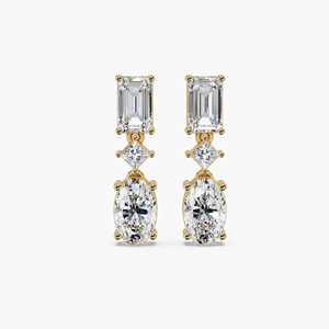 Boucles d'oreilles clous de luxe en or massif 14 carats avec diamant de laboratoire taille émeraude 3,2 carats, serti 6 pierres à griffes, certifié IGI, pour mariée et mariage - Product Image 4