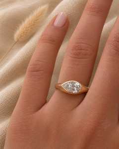 Bague de fiançailles solitaire en diamant de laboratoire taille poire 2 carats, or massif 10K 14K 18K, bijoux fins certifiés IGI, couleur E - Product Image 3