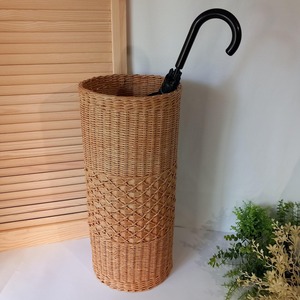 Soporte de Ratán Tejido a Mano con Diseño Redondo para Guardar Bastones o Varas, Puede Usarse para Sostener Plantas Artificiales de la India - Product Image 1