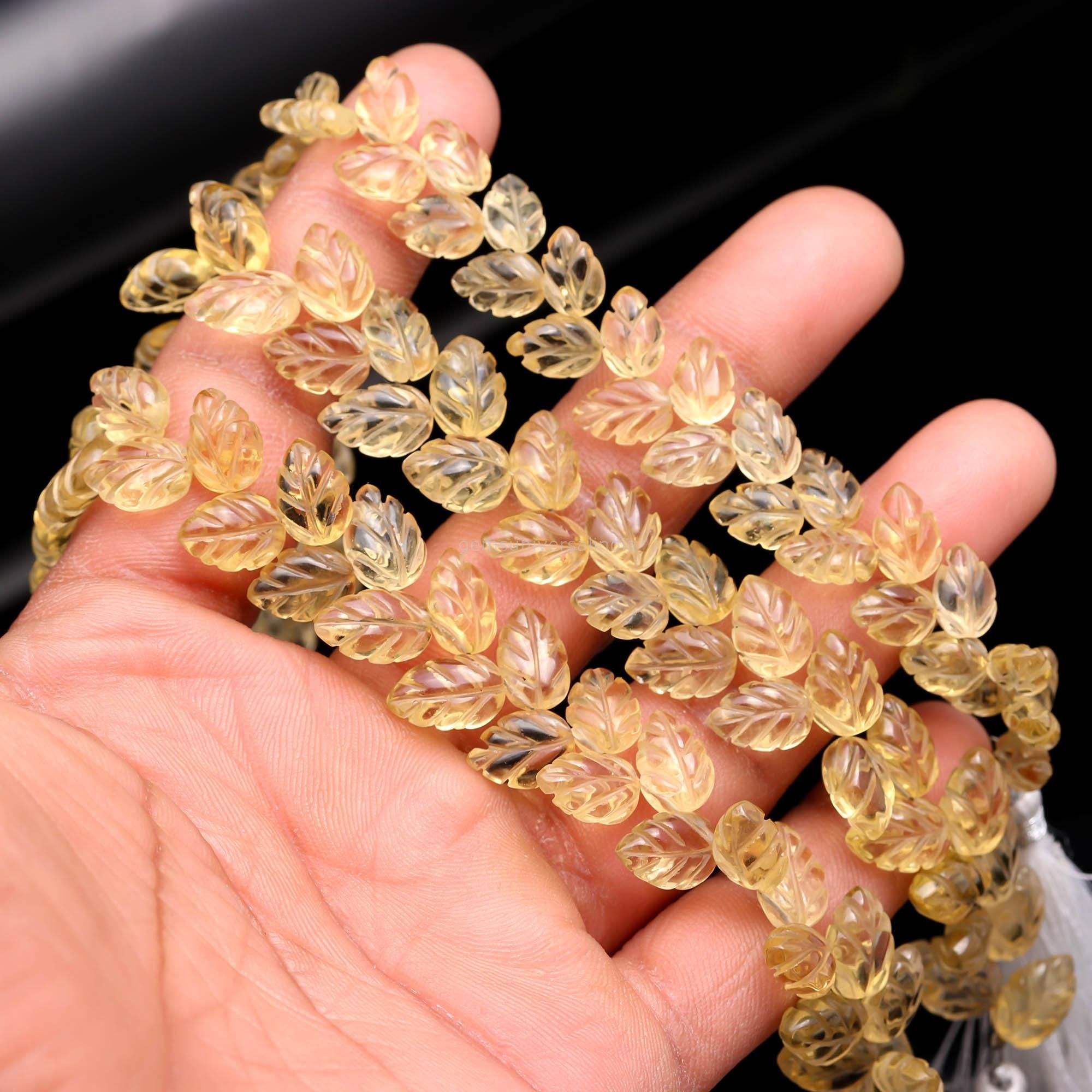 สีเหลือง