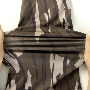 Sudadera de Camuflaje para Caza con Máscara Facial, Impermeable, Cortavientos, Transpirable, Ligera, de Manga Larga, con Diseño Táctico Estampado - Product Image 2