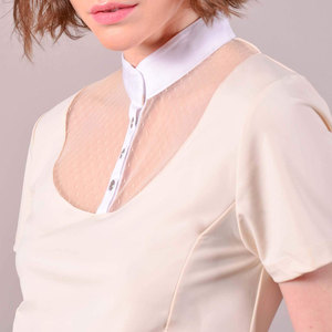 Chemise d'équitation beige à manches courtes pour femme avec col blanc et insert en mesh, boutonnée devant - Product Image 6
