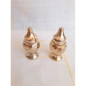 Ensemble de salières et poivrières en métal, outils durables pour herbes et épices, lavage à la main uniquement - Product Image 1