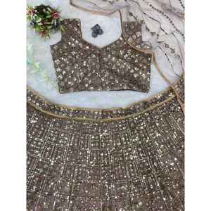 Designer Multi-Séquence Travail Lehenga Choli Belle tenue de fête pour les vêtements indiens et pakistanais - Product Image 2