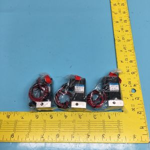 LOT DE 3 SOLENOIDES DE VENTILATION KURODA SS24H, 154270 - Équipements et Pièces Semi-conductrices Globales de Confiance chez - Product Image 1