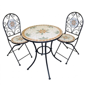 Ensemble de jardin d'extérieur 4 places en fer forgé au design européen traditionnel, revêtement poudré, écologique et résistant aux intempéries - Product Image 1