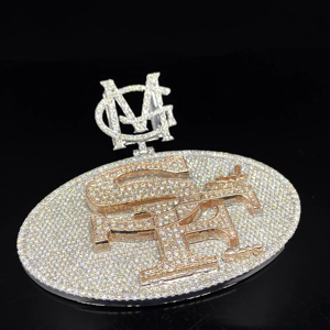 Pendentif Couronne Héritage Personnalisé en Alliage Hip Hop Chrétien avec Diamants CZ Givrés - Product Image 1