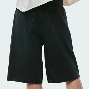 Shorts en jean pour homme coupe droite vintage, délavé clair, respirant, 100% coton, style streetwear, collection automne - Product Image 6