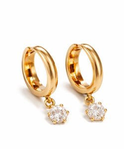 Pendientes de Plata de Ley Chapados en Oro con Diamante Natural de Corte Brillante de 0.2ct, Certificados, Estilo Minimalista, de SB Fine Jewelry - Product Image 3