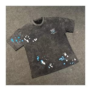เสื้อยืดคอกลมแขนสั้นสีขาวสำหรับผู้ชาย ลายพิมพ์ดิจิทัล ทรงปกติ สวมใส่สบาย ผ้าเจอร์ซีย์ระบายอากาศได้ดี ผลิตจากผ้าฝ้าย 100% - Product Image 2