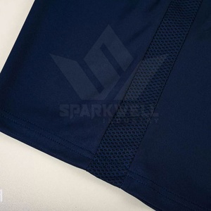 Uniforme de Fútbol Moderno para Equipos, Diseño Ligero que Absorbe el Sudor, Perfecto para Entrenamientos de Alta Energía y Uso en Partidos - Product Image 6