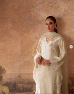 Elegant Women's Cream Silk <b>Kurta</b> With Embroidery Traditional <b>Indian</b> Pakistani Wedding Wear Floor-Length Loose Fit All Seasons - Product Image 1