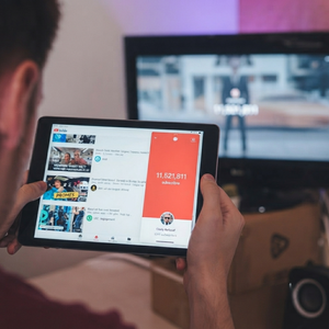 UNIVENTURE Sistemas Avanzados de Amplificación de Tráfico en Marketing por Video y Estructuras de Promoción de Contenido Dirigido para Empresas - Product Image 3