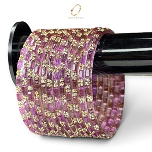 Bracelets en verre vert goutte de pluie de Kasmir au design de créateur, avec cristaux de zircon, pour femmes, bijoux de mode indiens pour mariage, vente en gros au prix le plus bas - Product Image 1