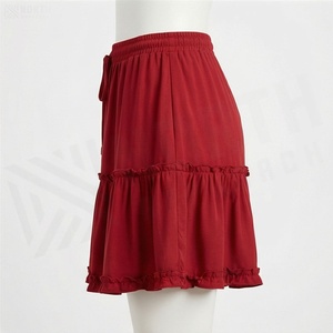 Jupe courte trapèze rouge pour femme avec taille élastique et volants, style doux, en mousseline de soie, couleur unie, pour toutes les saisons, tenue décontractée - Product Image 3