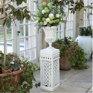 Macetero de aluminio fundido Royal White, urna clásica para paisajismo, jarrón decorativo para interiores y exteriores, para jardín, hecho a medida. - Product Image 4