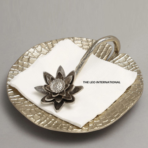 Lotus Flower Shape Aluminum Napkin Holder Golden Color Napkin Holder for Wedding Party Use Table <b>Decoration</b> & Accessories - Product Image 1