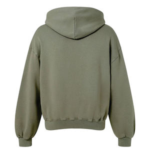 Sudadera con capucha verde oliva con cremallera, talla grande, estilo urbano, corte holgado, forro polar grueso verde salvia, personalizable con logo. - Product Image 4