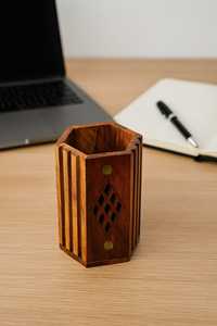 Porte-stylo en bois fait main, organisateur de bureau rectangulaire sculpté, type minimaliste sur pied, à un seul niveau, multifonctionnel pour le bureau - Product Image 2