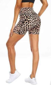 Shorts de cycliste pour femmes de qualité supérieure, respirants et durables, fabriqués au Pakistan. - Product Image 5