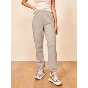 Conjunto Deportivo de Otoño Invierno Y2k para Mujer, Conjunto de Sudadera Corta con Capucha de Manga Larga y Pantalones Deportivos de Felpa de Algodón - Product Image 4
