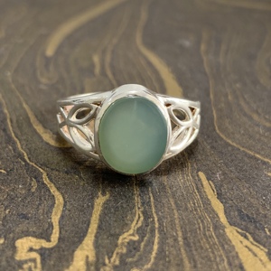 แหวนตราประทับอควา คาลเซโดนี 4.2 กรัม เครื่องประดับแฟชั่นสุดหรู - Product Image 1