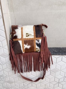 High Quality Stylish Hair Hide Fringe Cowhide Leather Sling Bag Patches Handbag Cross Body Women's Uses Handmade Handbag - Product Image 3