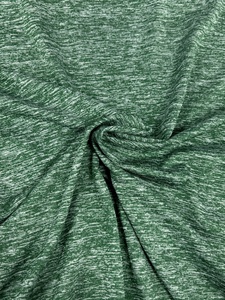 T-shirt sportif pour homme, vert, manches courtes, col rond, séchage rapide, coupe ajustée, 100% polyester, tricoté, couleur unie, longueur normale - Product Image 4