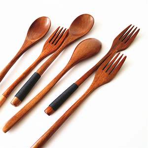 Juego de Tenedores de Madera para Ensalada y Postre, Diseño Simple y Atractivo, Cubertería de Madera para Servir la Cena, a Bajo Costo - Product Image 3