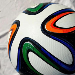 Balones de Fútbol de Primera Calidad al Por Mayor a Precios Económicos para Niños y Adultos, Tamaños Personalizables, Balones de Fútbol de Marca Privada, Todos los Colores Disponibles, OEM ODM - Product Image 2