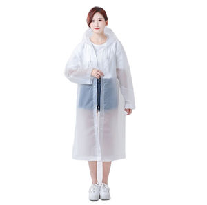 Chaqueta Impermeable Transparente para Mujer, Estilo Moderno y Personalizable, con Bordado, Transpirable y Ecológica - Product Image 3