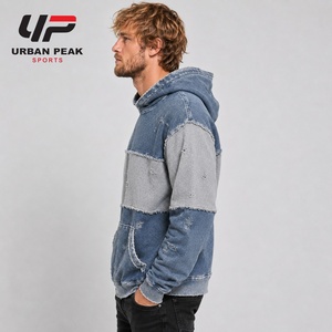 Sudadera con capucha para hombre con efecto desgastado, corte holgado, hombros relajados y apariencia urbana moderna. - Product Image 4