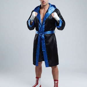Robe de boxe personnalisée pour hommes, légère, en satin, à manches longues, avec ceinture ajustable, hautement respirante, écologique et moderne - Product Image 3