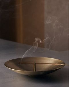 Brûleur d'encens artisanal en laiton, diffuseur aromatique, utilisation toute saison - Product Image 4