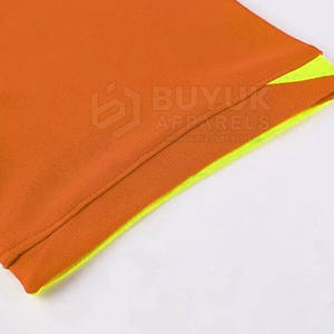 Uniforme de Fútbol OEM, Conjunto de Uniforme de Fútbol 100% Poliéster, Ligero y Transpirable para Equipos - Product Image 4