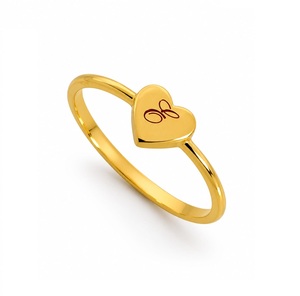 Anillo de Plata de Ley 925 con Corazón, Anillo Personalizado con Letra, Anillo para Mujer - Product Image 1