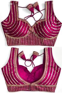 Colección de blusas de seda milanesa de la mejor calidad con trabajo de hilo Zari-Sequence-Thread, patrón de líneas curvas y cuello en forma de corazón a precio de mayorista. - Product Image 3