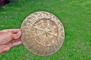 Panier rond en osier naturel fait main, bol de service rustique pour la cuisine, le stockage des aliments, des fruits, du pain et des collations - Product Image 3