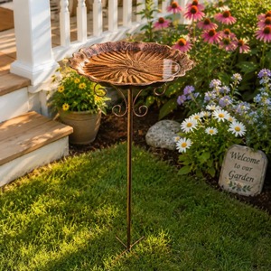 Bain d'oiseaux vintage écologique en cuivre avec matériaux durables pour la décoration de jardin extérieur et les activités d'abreuvement des oiseaux - Product Image 4