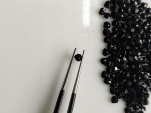 Ónix Negro Natural de 3.5MM con Corte en Forma de Corazón, Gemas Sueltas de la Mejor Calidad para la Fabricación de Joyas - Product Image 3
