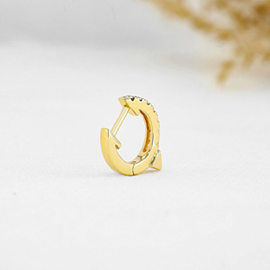 Pendientes de Aro con Flecha de Oro Blanco y Diamantes Cultivados en Laboratorio - Product Image 3