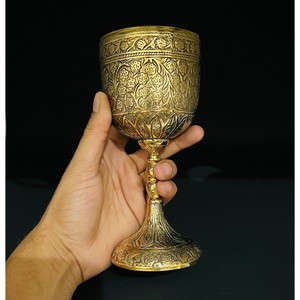 Copa de Vino Redonda de Aluminio Hecha a Mano con Diseño Grabado Vintage, Ecológica y Duradera, de 250-500 ml, para Regalo Empresarial o Uso Decorativo - Product Image 4